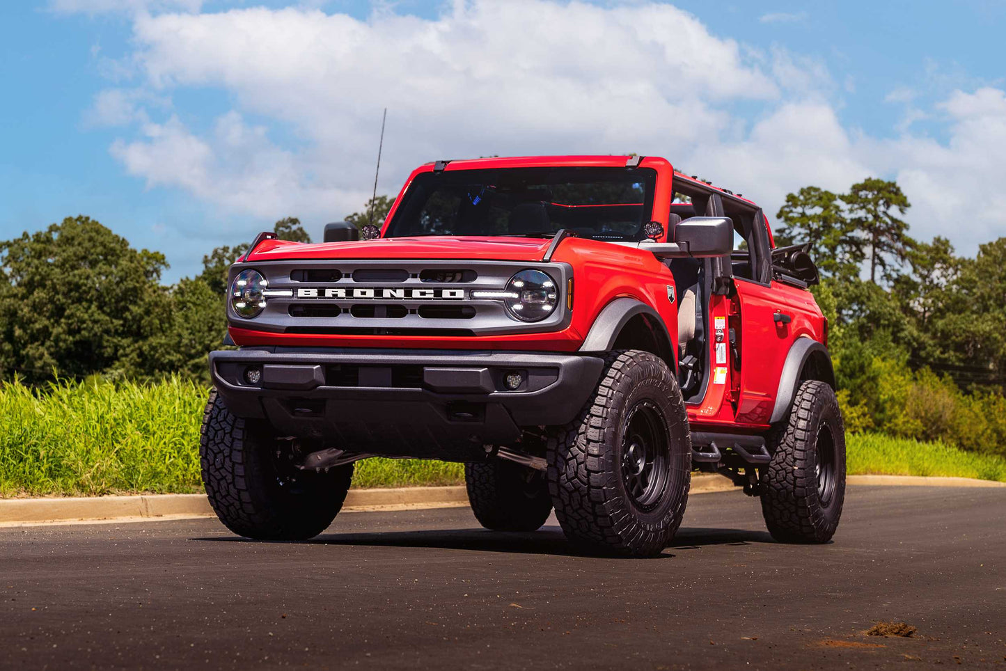 XB LED Headlights: Ford Bronco (21+) (Pair / White DRL)